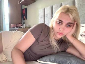 MxHazy webcam bongacams model stream image