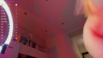 Allettaevee webcam model stream image