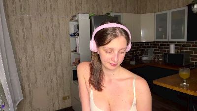 VanessaKnittel webcam cam4 model stream image