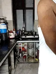 Heena-143 webcam stripchat model stream image