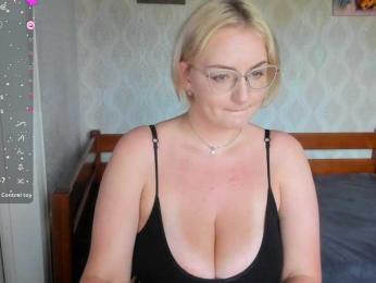 GreenEyesss webcam bongacams model stream image
