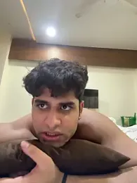 Vihaaanfucks webcam model stream image