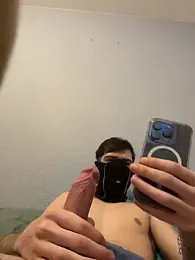 tok_lo24 webcam model stream image