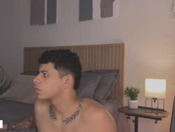 _e_m_m_a_1 webcam model stream image