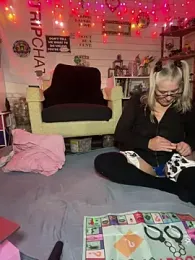 TrenaAnne webcam stripchat model stream image