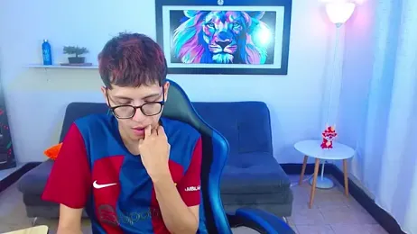 alexcum_18 webcam stripchat model stream image