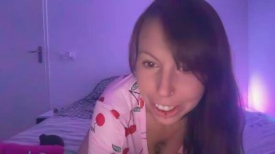 Emma_AfterDark webcam model stream image