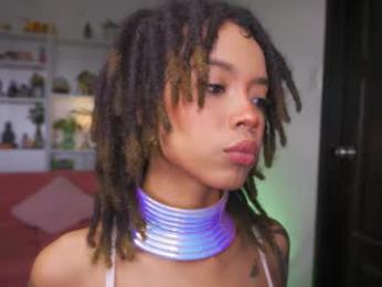 cooper_reds webcam model stream image
