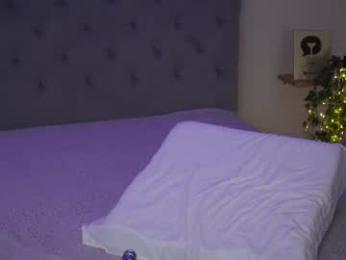 hotmilfbitch webcam model stream image