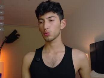 ethan_skiny_ webcam model stream image