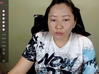 LisaAsianFlower webcam model stream image