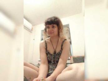 GrettaCandy webcam model stream image