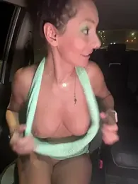 therealbeverlycious webcam model stream image