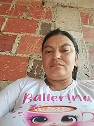 Horny-Mommy-Dirty webcam model stream image