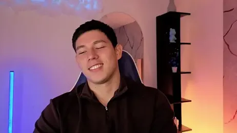JamesCr_ webcam model stream image