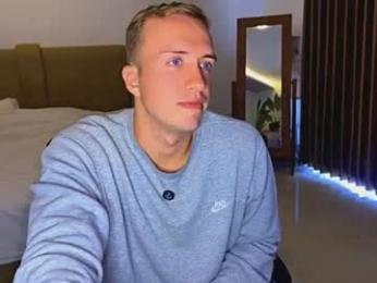 tommy_cumfinger webcam model stream image