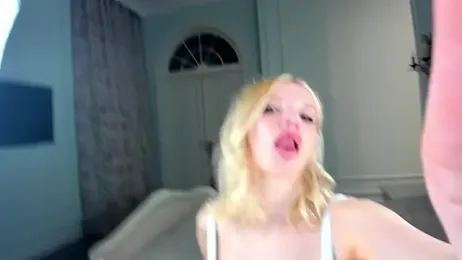 mechloe webcam stripchat model stream image