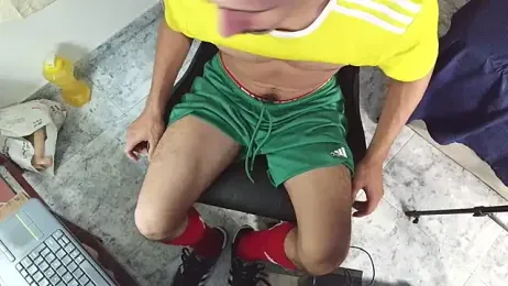 HomeAloneK webcam model stream image