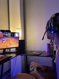 Your_Paris webcam model stream image