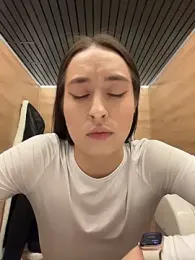 Holly_Play webcam stripchat model stream image