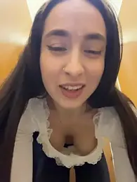 Holly_Play webcam stripchat model stream image