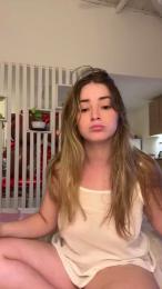 Pilita22 webcam cam4 model stream image