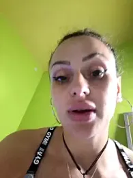 Caramellaa webcam stripchat model stream image