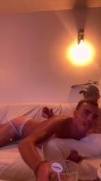 ericxx0606_fun webcam model stream image