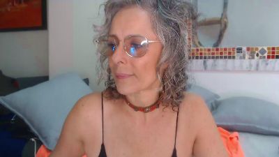 Pinkb0bbies webcam cam4 model stream image