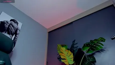 noah_crux webcam model stream image