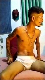 Theyllors2 webcam model stream image