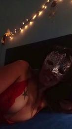 StoneLinda webcam model stream image