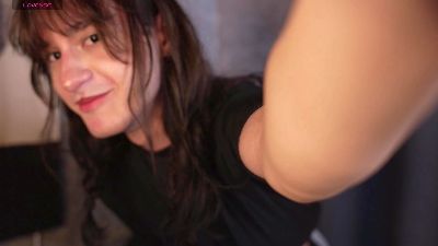SaveThisMoments webcam model stream image