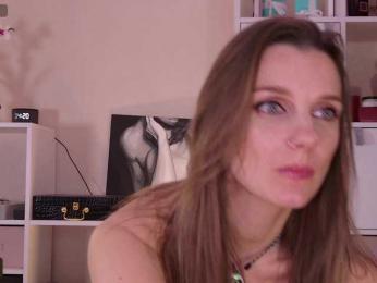 Karamelsw webcam bongacams model stream image