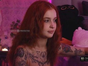 LisLy webcam model stream image