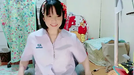 renapiyon8182 webcam stripchat model stream image