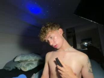 adrienblondboy webcam model stream image