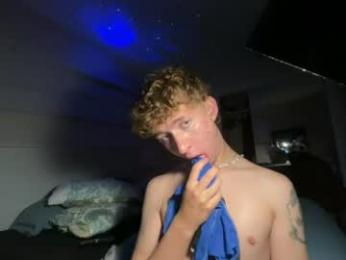 adrienblondboy webcam model stream image