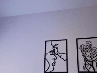 alyshahermenau webcam model stream image