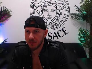 Marco Riciardo webcam flirt4free model stream image