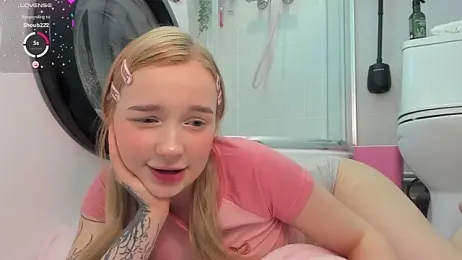 Baby_Tiny webcam stripchat model stream image