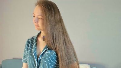 TessDelia webcam model stream image