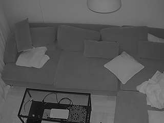 voyeurcam-julmodels-living-7 webcam model stream image