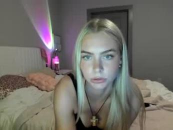 ariah_is_blonde webcam model stream image
