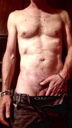 Ossigeno webcam model stream image