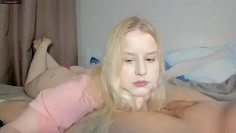 london6a6y webcam model stream image