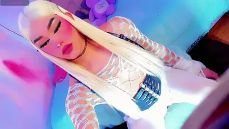 Shiaki_04 webcam stripchat model stream image
