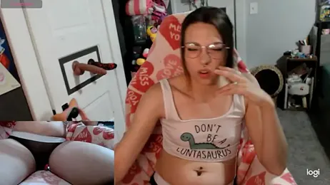 KierBearKisses webcam model stream image