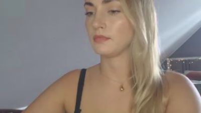 ScarlettAngelX webcam model stream image