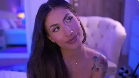 OhhAisha webcam model stream image